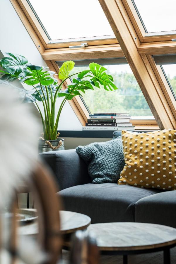 Loft 8 Linden Villa Bagian luar foto